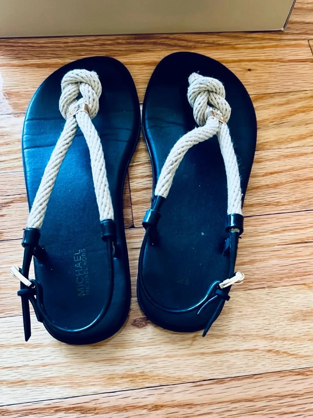 Michael Kors black holly jelly sandal rope size 7 - Picture 4 of 6
